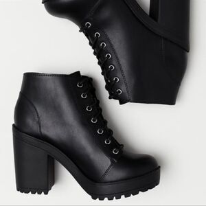 Black ankle  boots